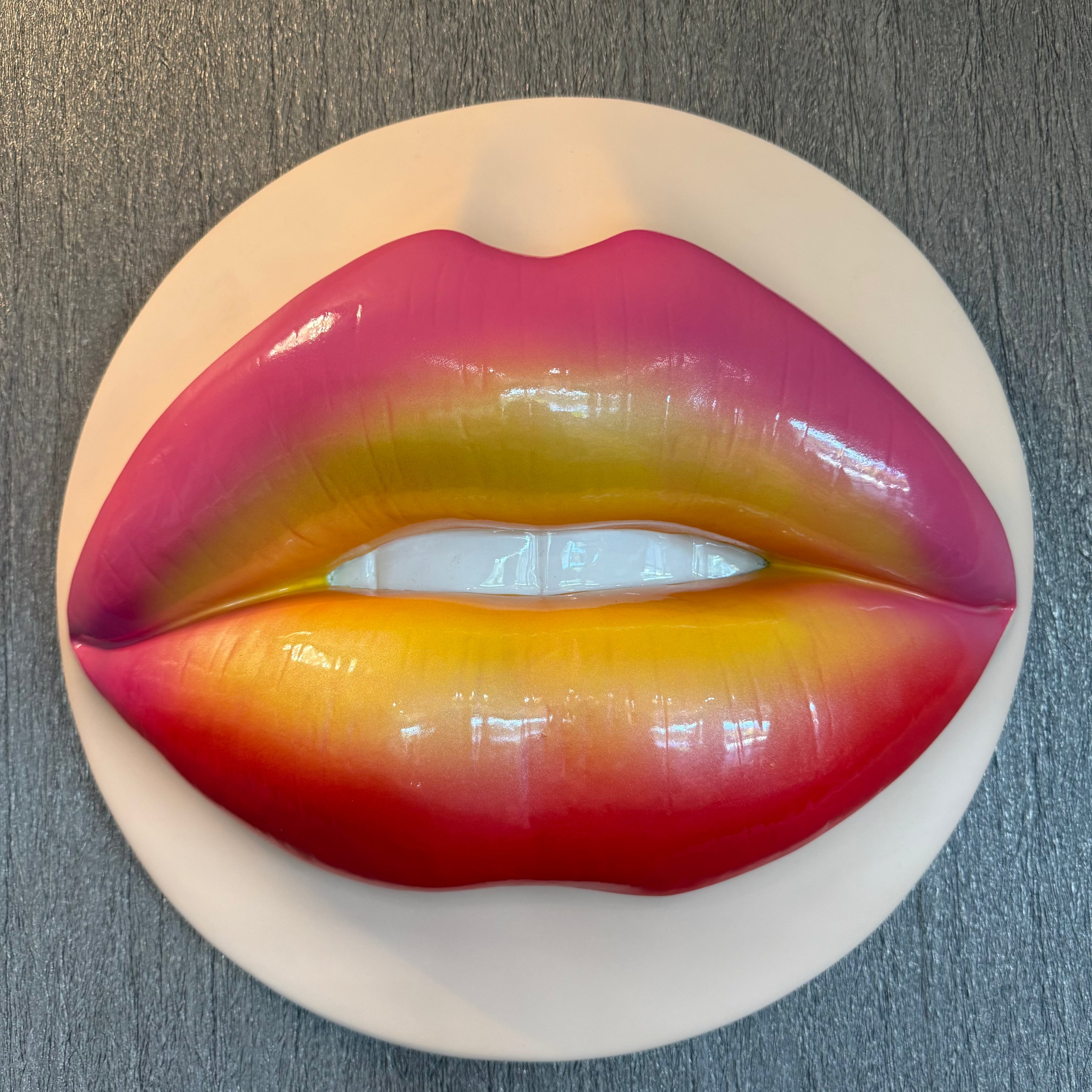 Sunburst Parted Lips Sculpture